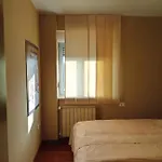 Laura Apartament *