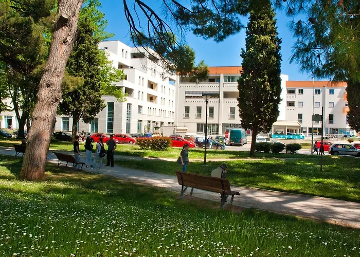 Διαμέρισμα Laura Πούλα